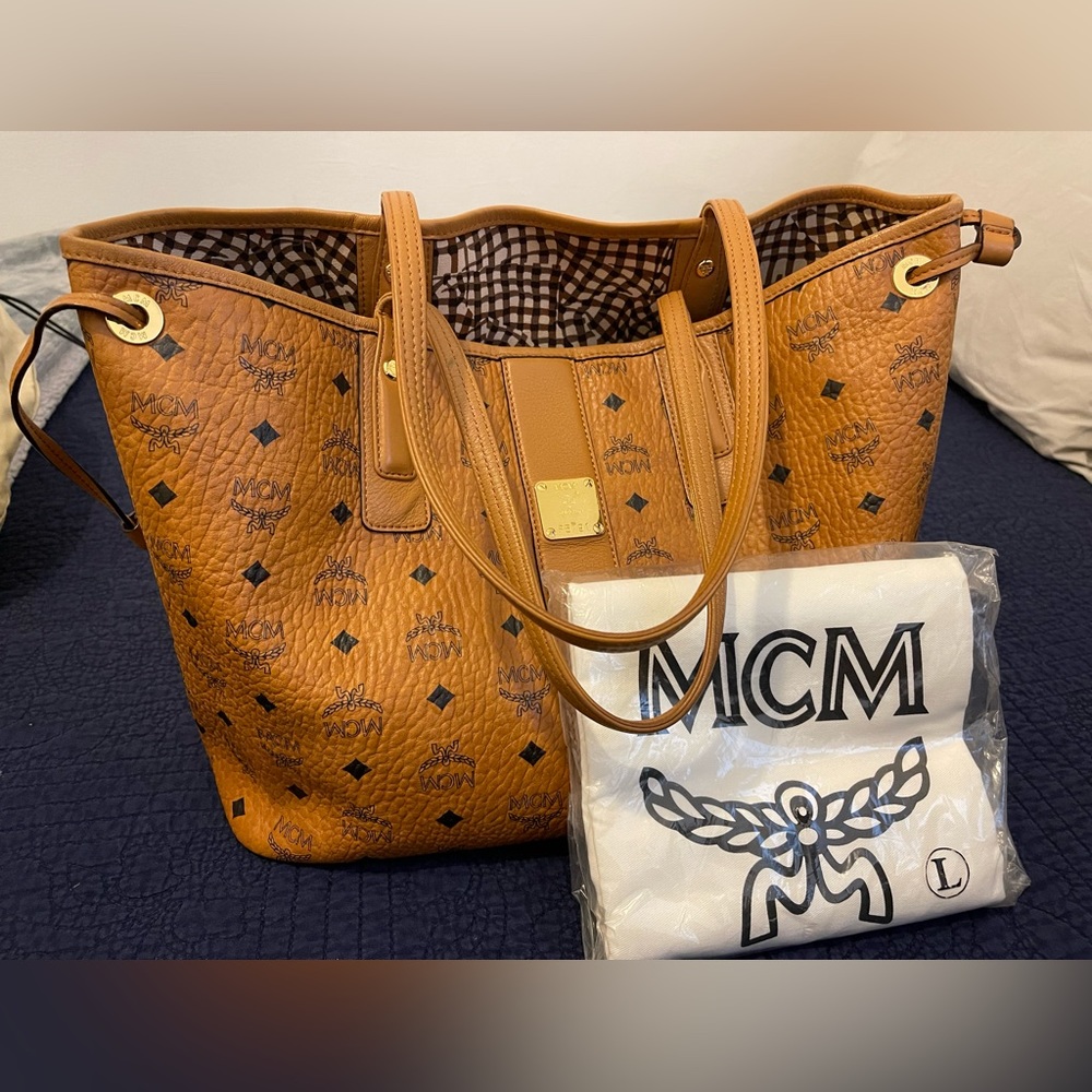 MCM Liz Reversible Visetos Tote Bag